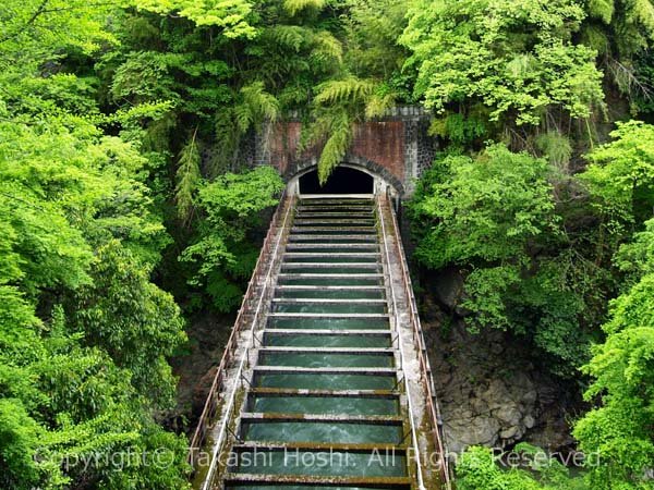 八ツ沢発電所施設 第1号水路橋