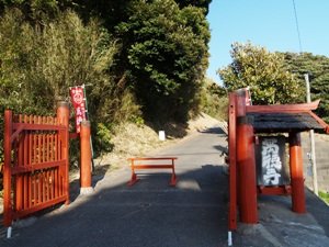 萬徳寺入口