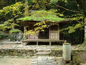 天神社の拝殿