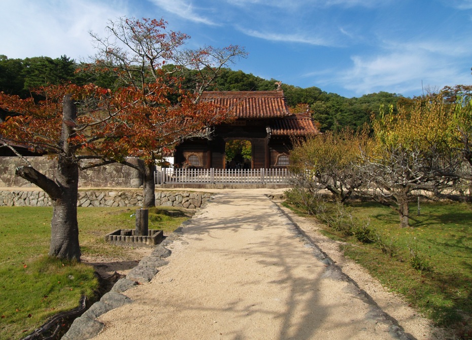 鶴鳴門（校門）