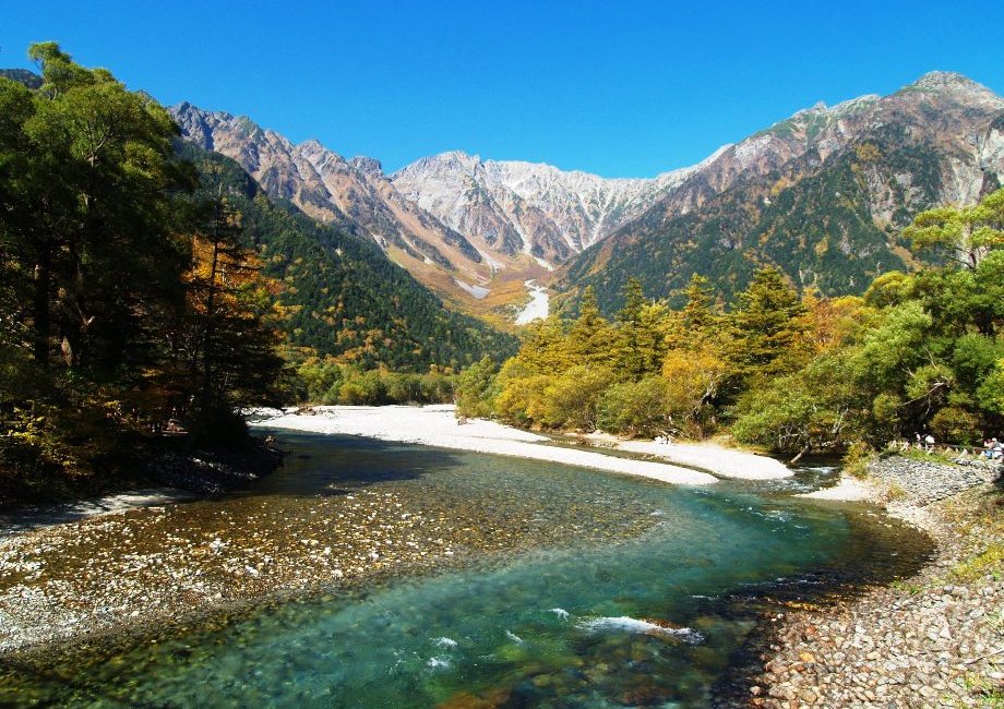 河童橋から見る岳沢