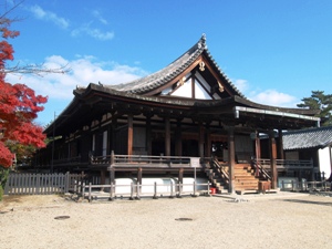 東室・聖霊院